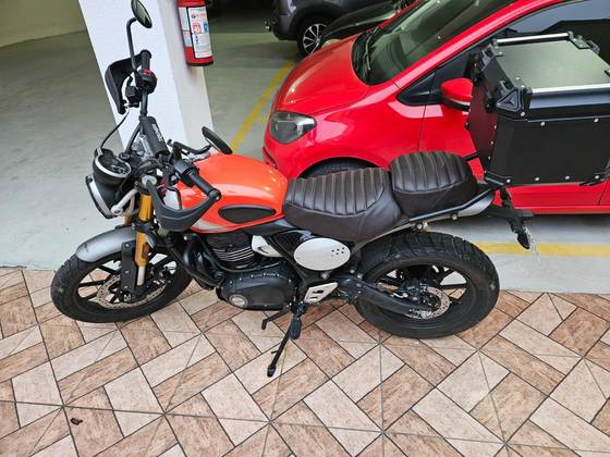 TRIUMPH SCRAMBLER 400 X TRIUMPH SCRAMBLER 400 X
